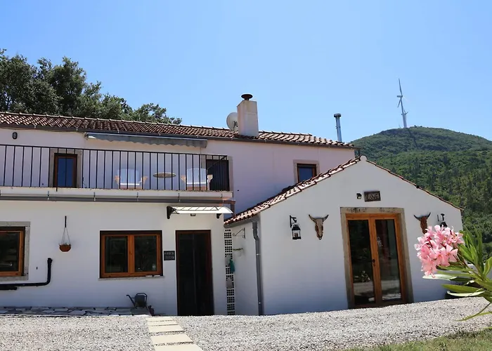 Quinta Cabecinha 住宿加早餐酒店 佩内拉